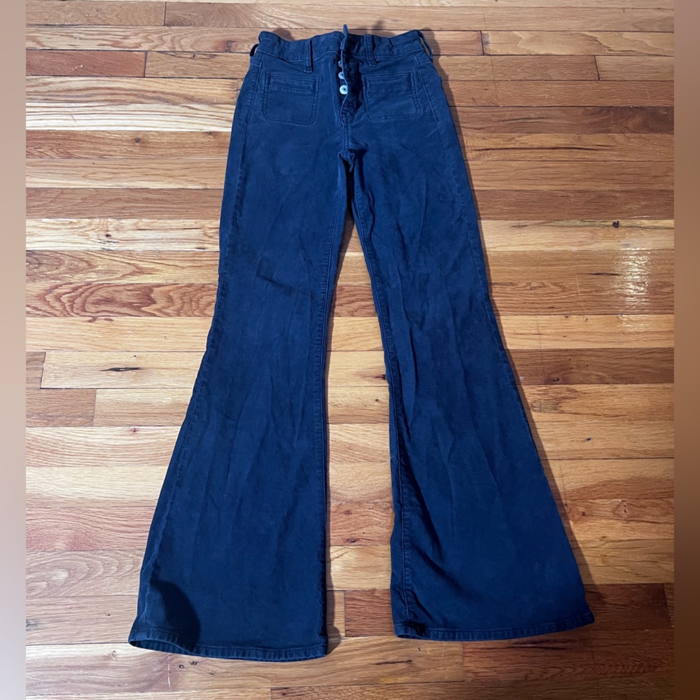 COPY - NWOT American Eagle Black Corduroy Flared Pants (00)